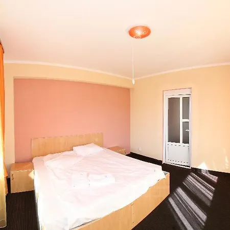 Iri Hotel